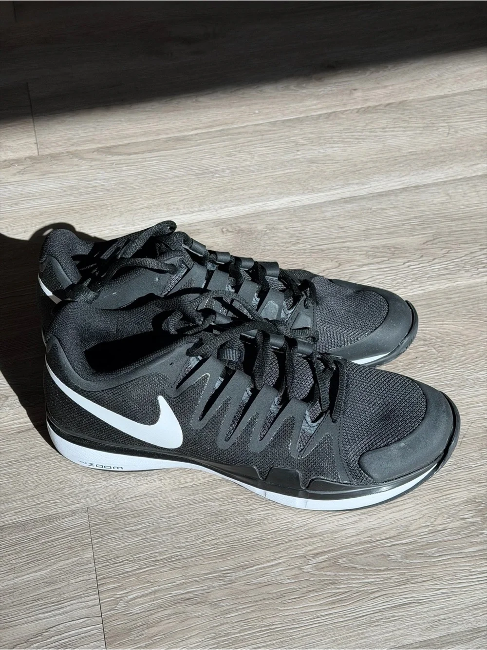 Nike Federer Zoom Vapor 9.5 Tour Black Tennis Shoes